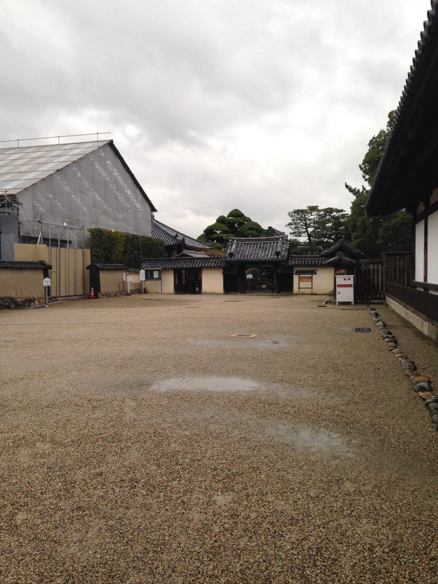山門