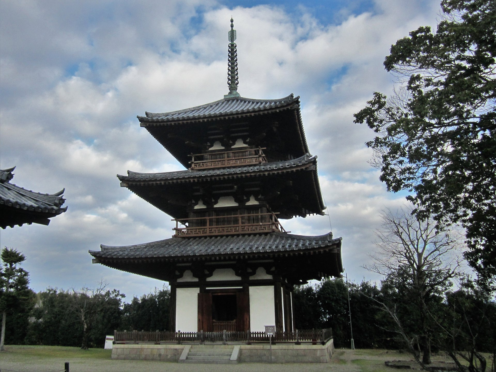 三重塔