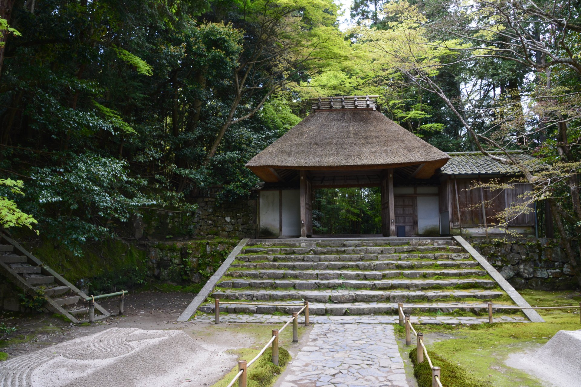山門