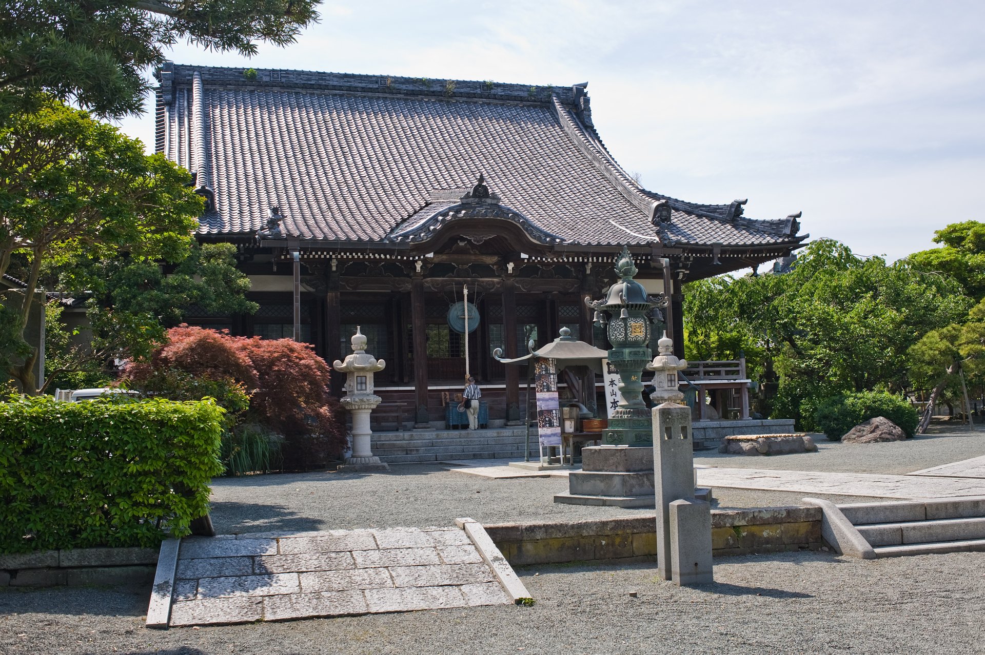 本堂