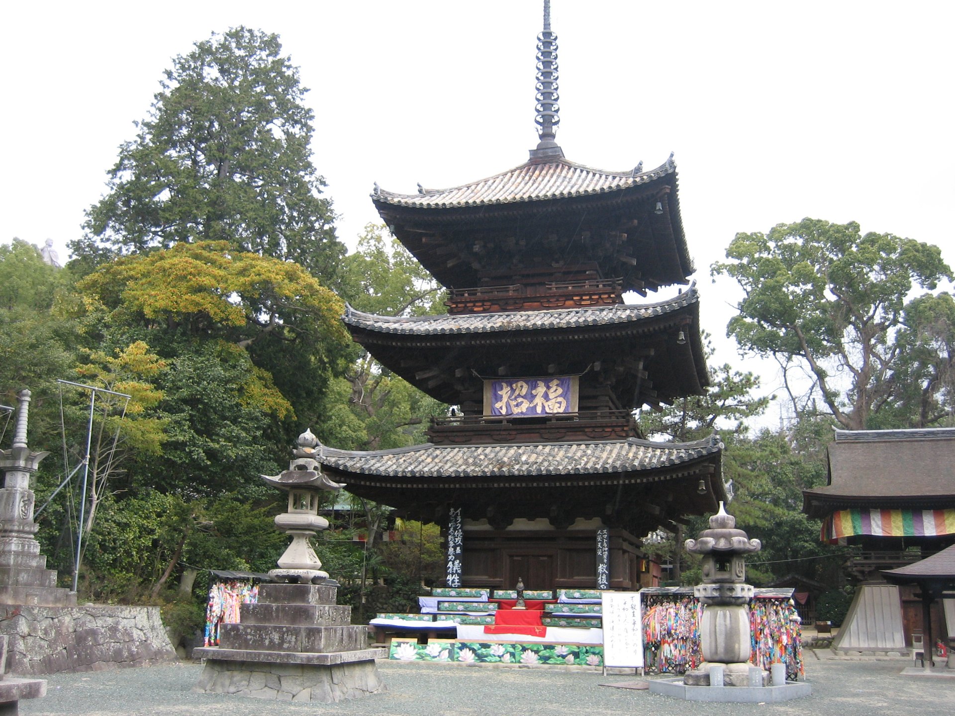 三重塔