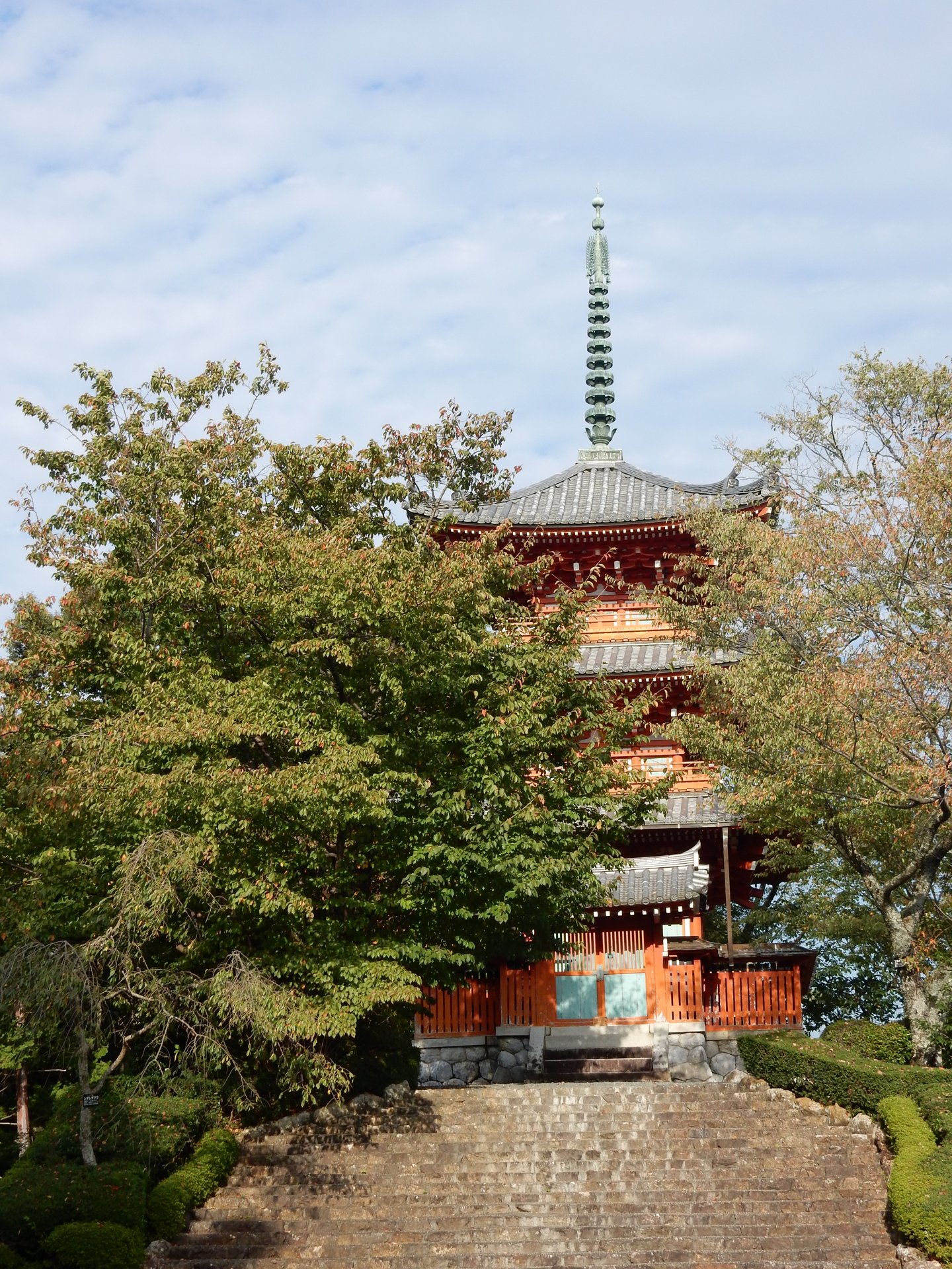 三重塔