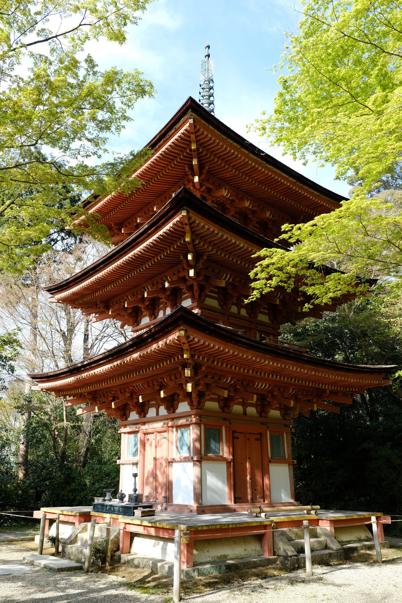 三重塔