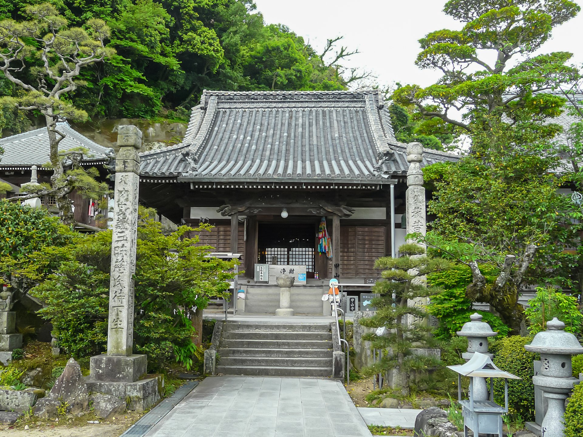 本堂