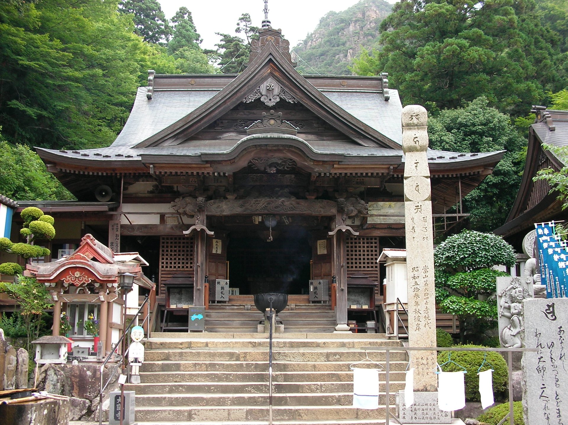 本堂