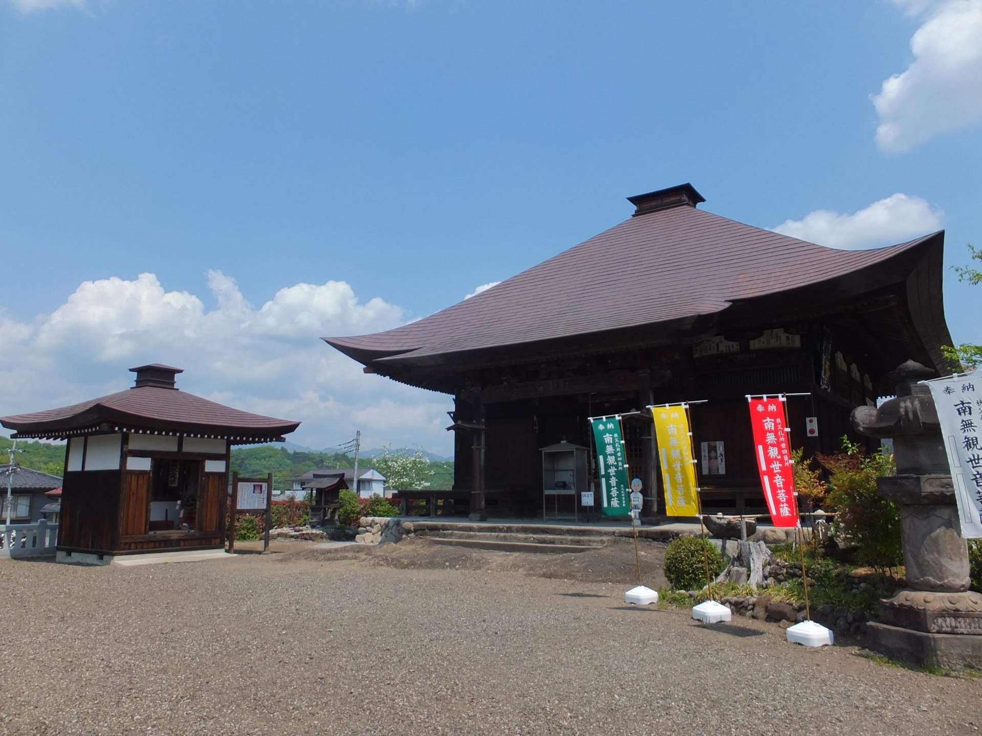 龍石寺
