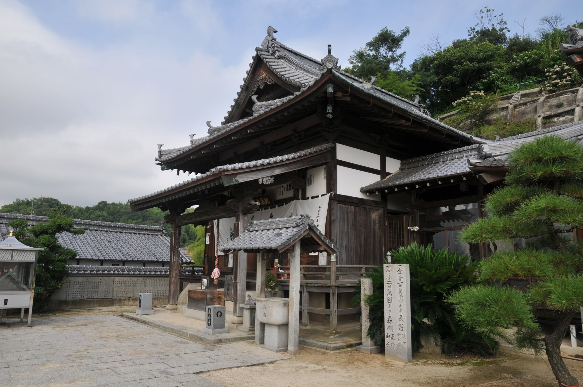 本堂
