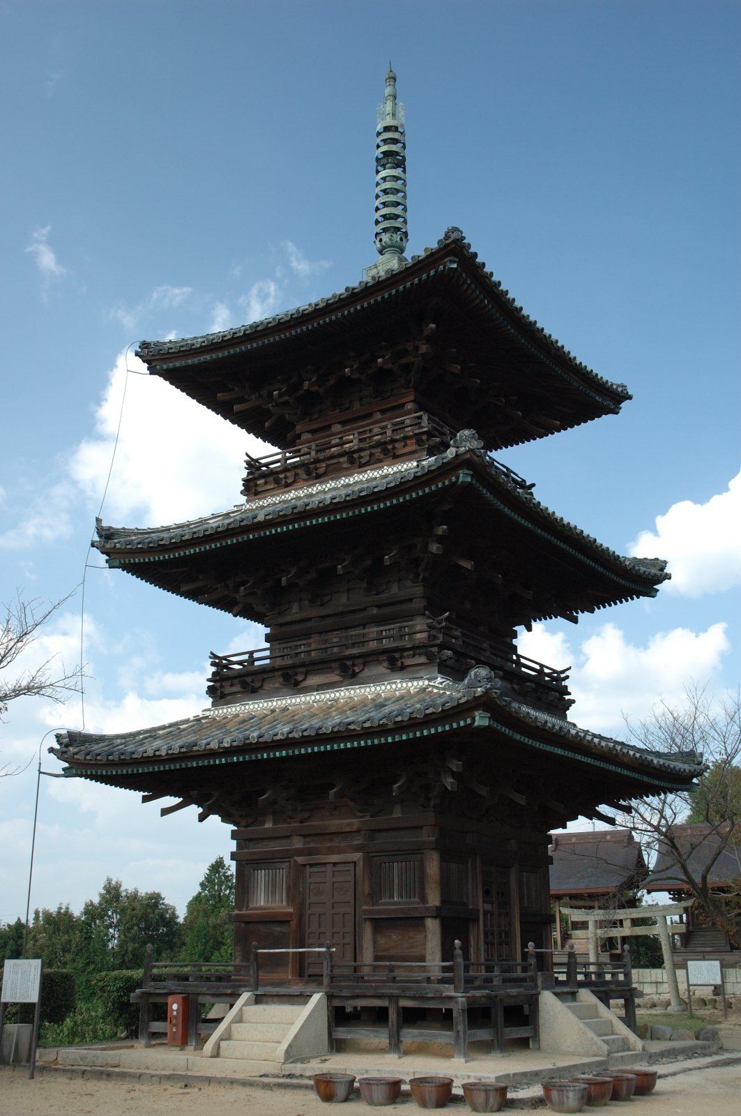 三重塔